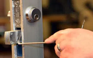 Cambridge Expert Locksmith Cambridge, MA 617-603-2549 - 9a-Emergency-Locksmith